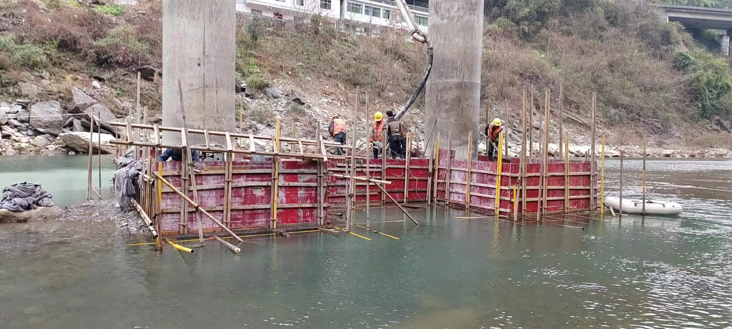 河北水利工程施工中堤坝渗漏原因以及防渗加固技术
